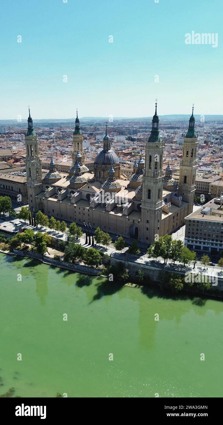 Drohnenfoto Nuestra Señora del Pilar Basilika Saragoza Spanien Europa Stockfoto