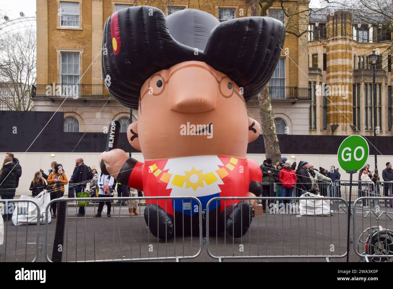 London, Großbritannien. Januar 2024. Ein Wagen in Whitehall während der Londoner Neujahrsparade, die die Ankunft des Jahres 2024 feiert. Quelle: Vuk Valcic/Alamy Live News Stockfoto