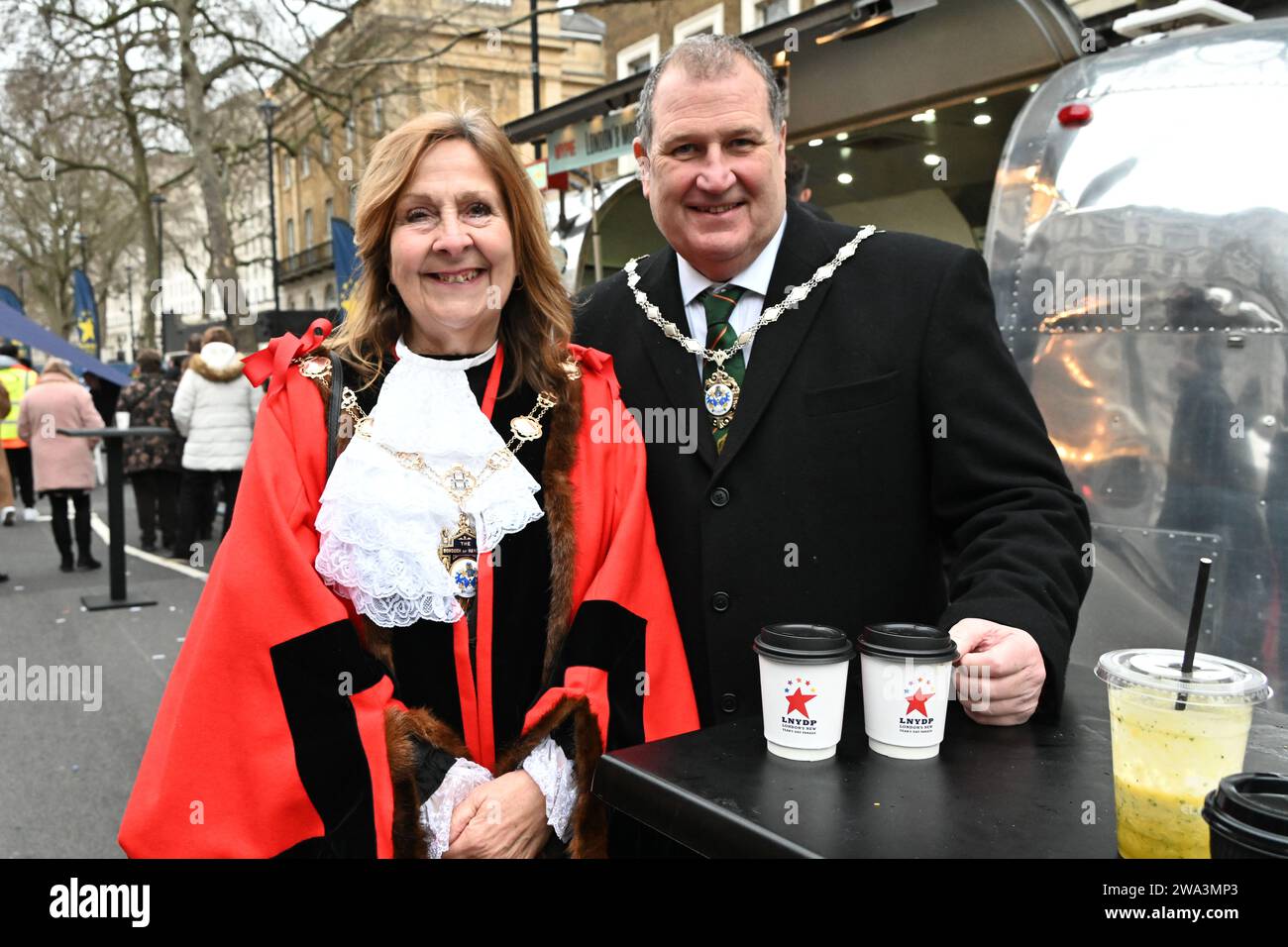 London, Großbritannien. Januar 2024. Londons jährliche Neujahrsparade mit Hunderten von Wagen im Zentrum von london, Großbritannien. Quelle: Siehe Li/Picture Capital/Alamy Live News Stockfoto