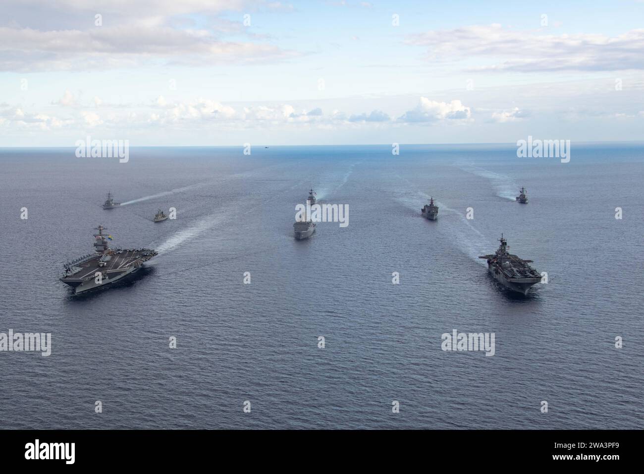 Schiffe der Gerald R. Ford Carrier Strike Group (GRFCSG) und der Bataan