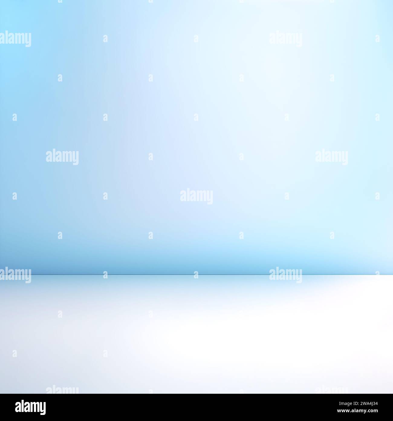Sauberer hellblauer Hintergrund für den Studioraum zur Produktpräsentation Stockfoto