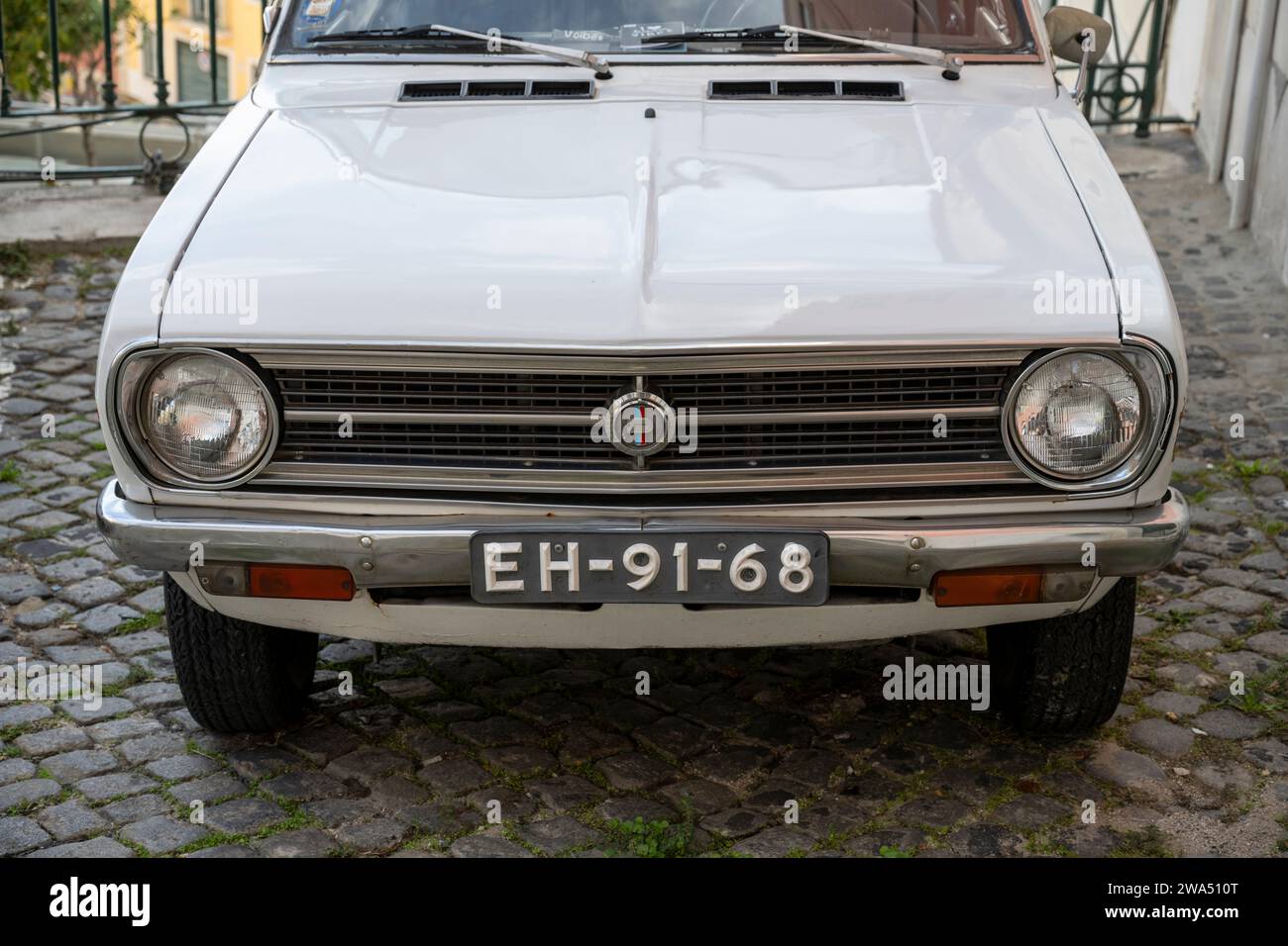 Der Datsun 1200 wurde von Nissan Motor Co., Ltd. Hergestellt In Japan war er als Datsun Sunny 1200 bekannt. Es wurde in Japan 1970–1972, Nordamerika in verkauft Stockfoto