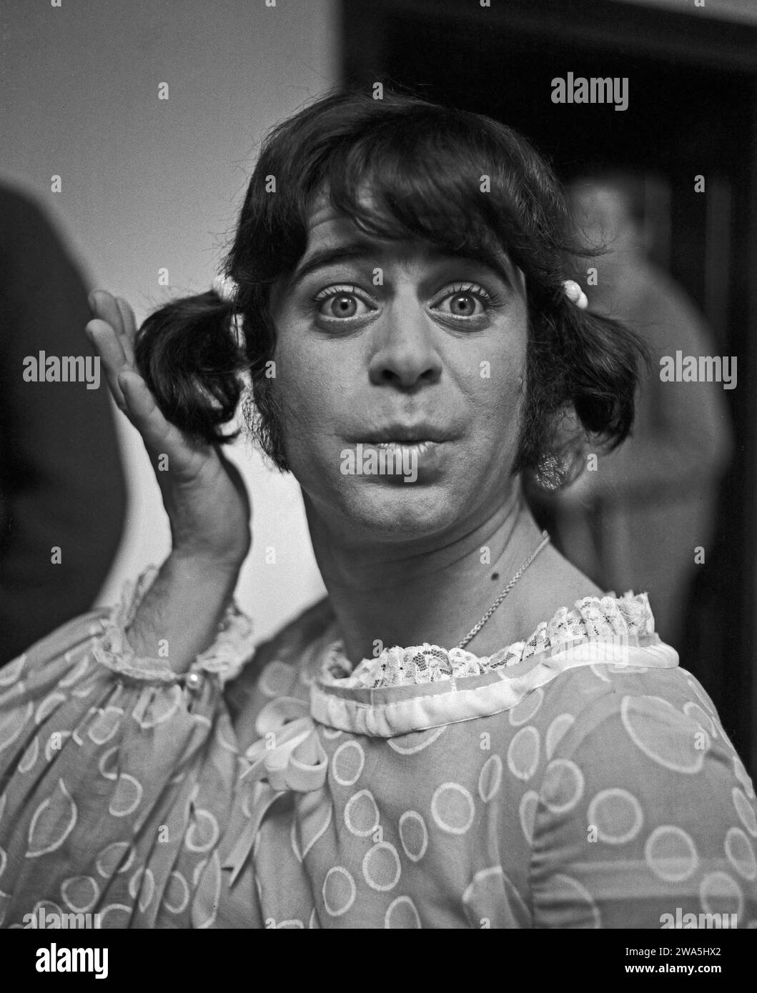 Alpenglüh’n im Dirndlrock, Softsexfilmkomödie, Deutschland 1974, Regie