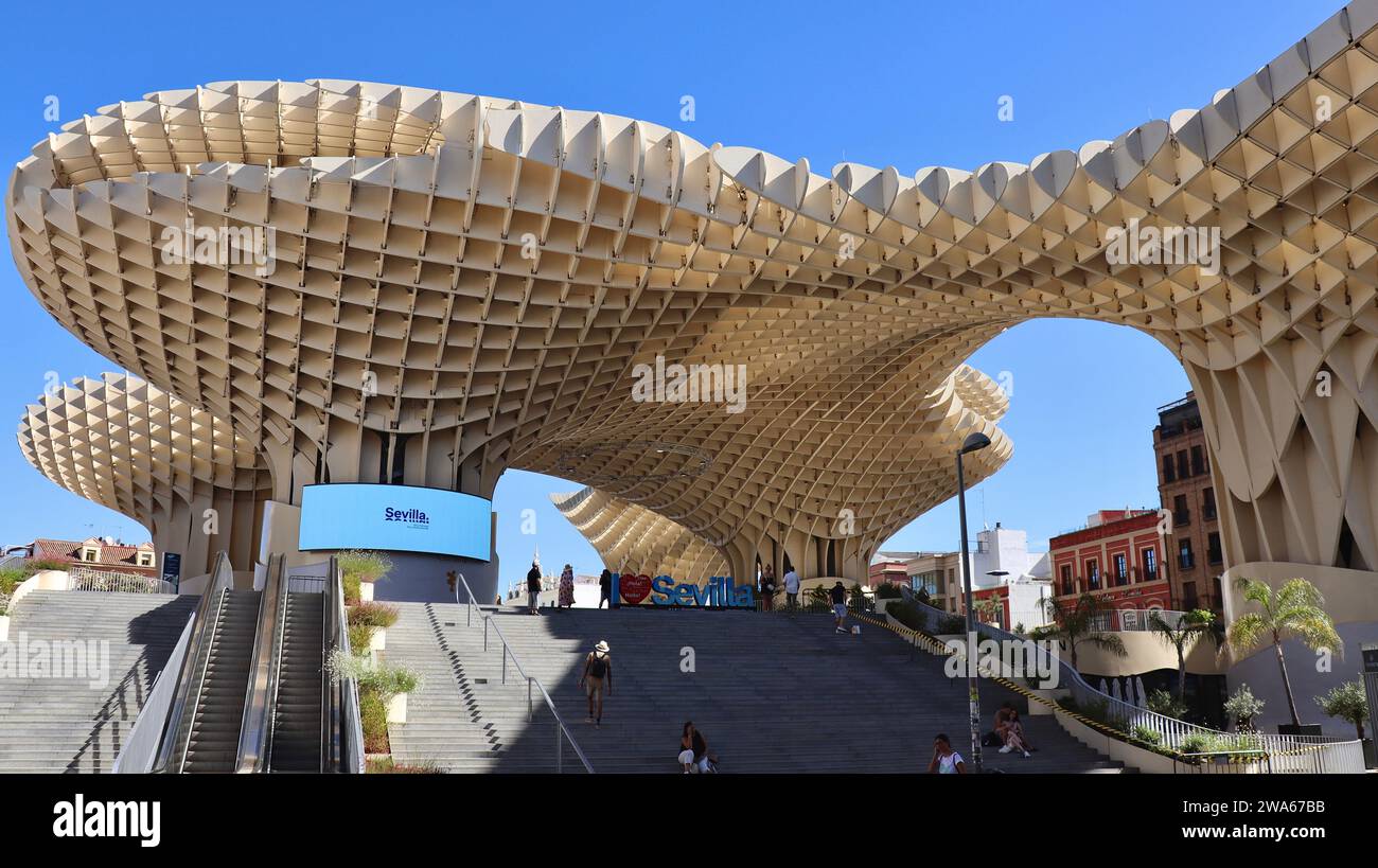 Foto Metropol Parasol, Setas de Sevilla Spanien Europa Stockfoto