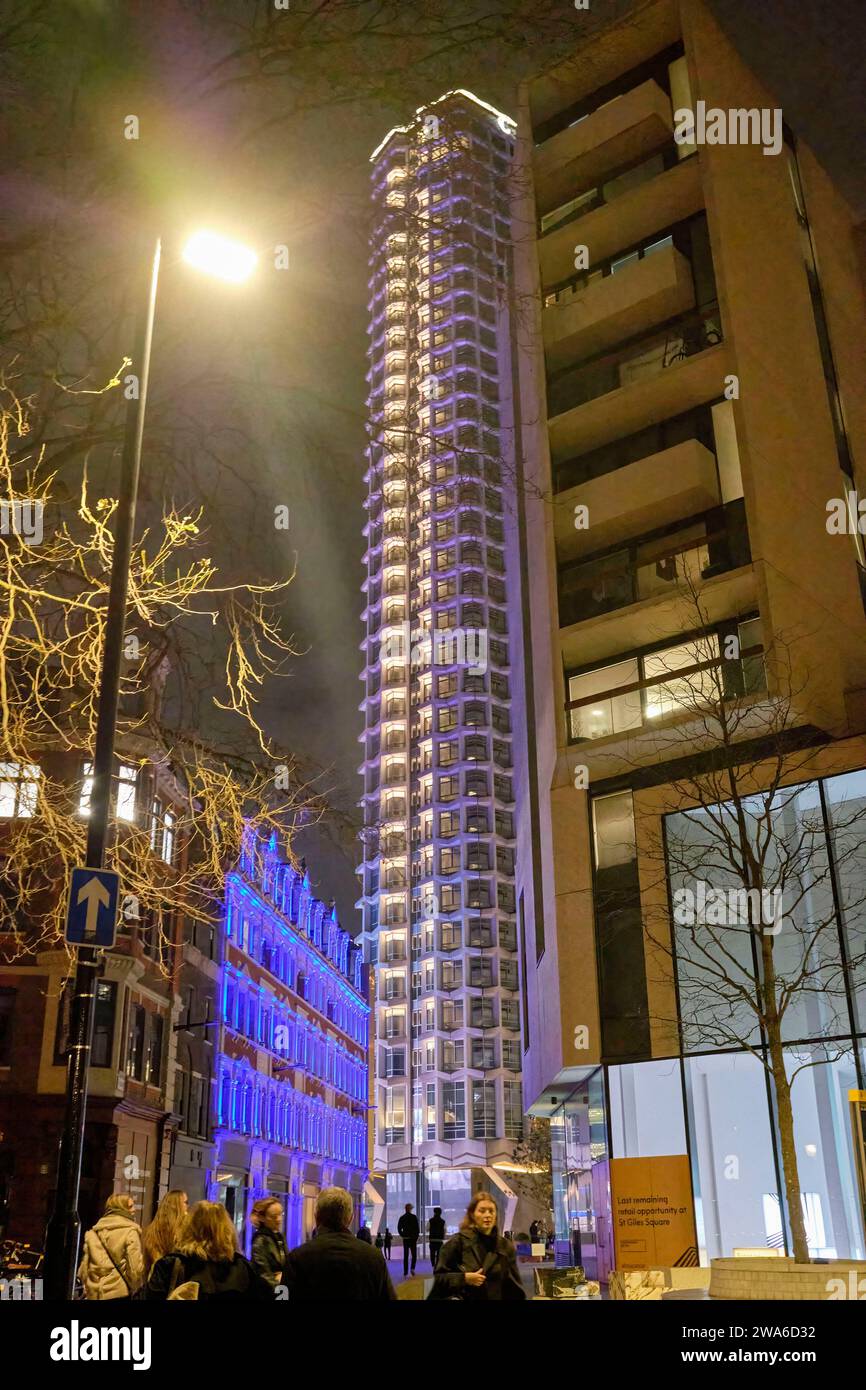 Center Point, Soho, Nachtszene, Central London UK Stockfoto
