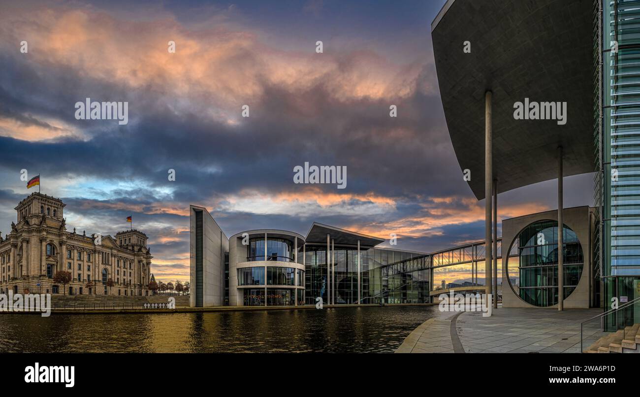 Reichstag, Paul-Loebe-Gebäude und Bibliothek des Deutschen Bundestages Stockfoto