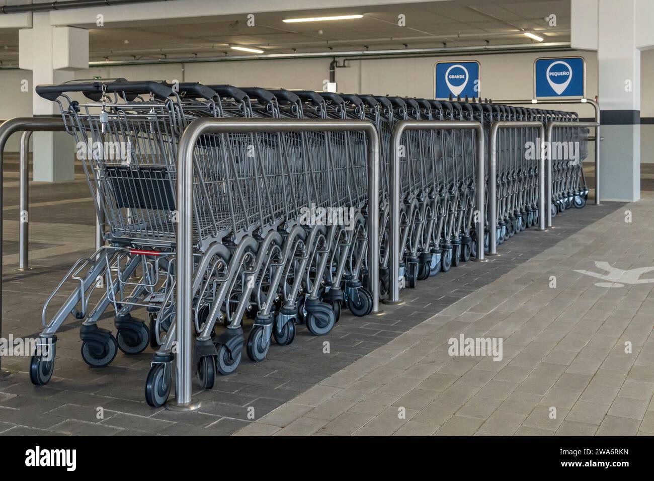 Lidl einkaufserlebnis Fotos und Bildmaterial in hoher Auflösung Alamy