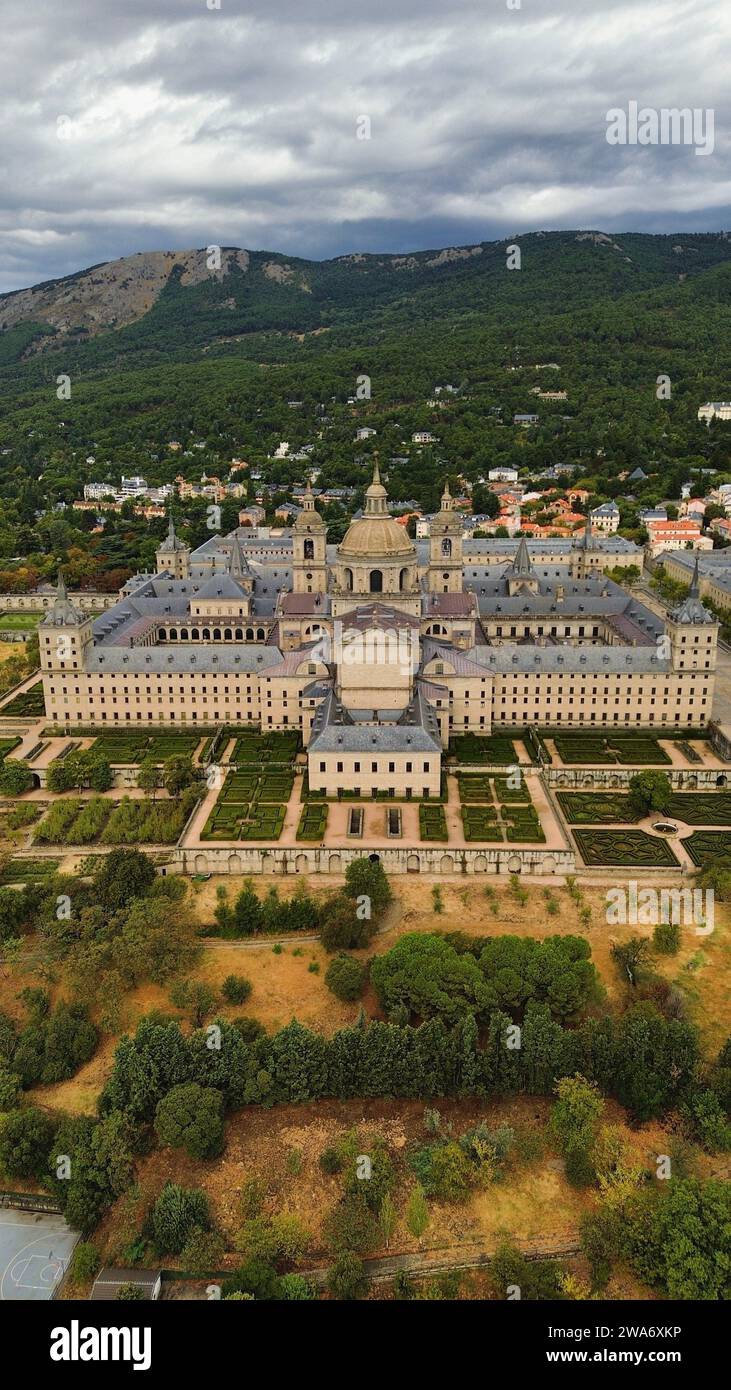 Drohnenfoto Königliches Kloster von San Lorenzo, Real Monasterio de San Lorenzo de El Escorial Spanien Europa Stockfoto