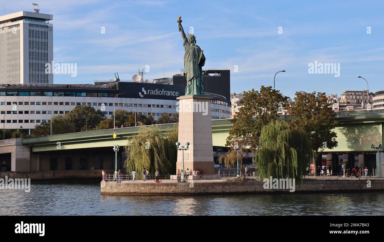 Drohnenfoto Freiheitsstatue, Statue de la Liberté Paris Frankreich Europa Stockfoto