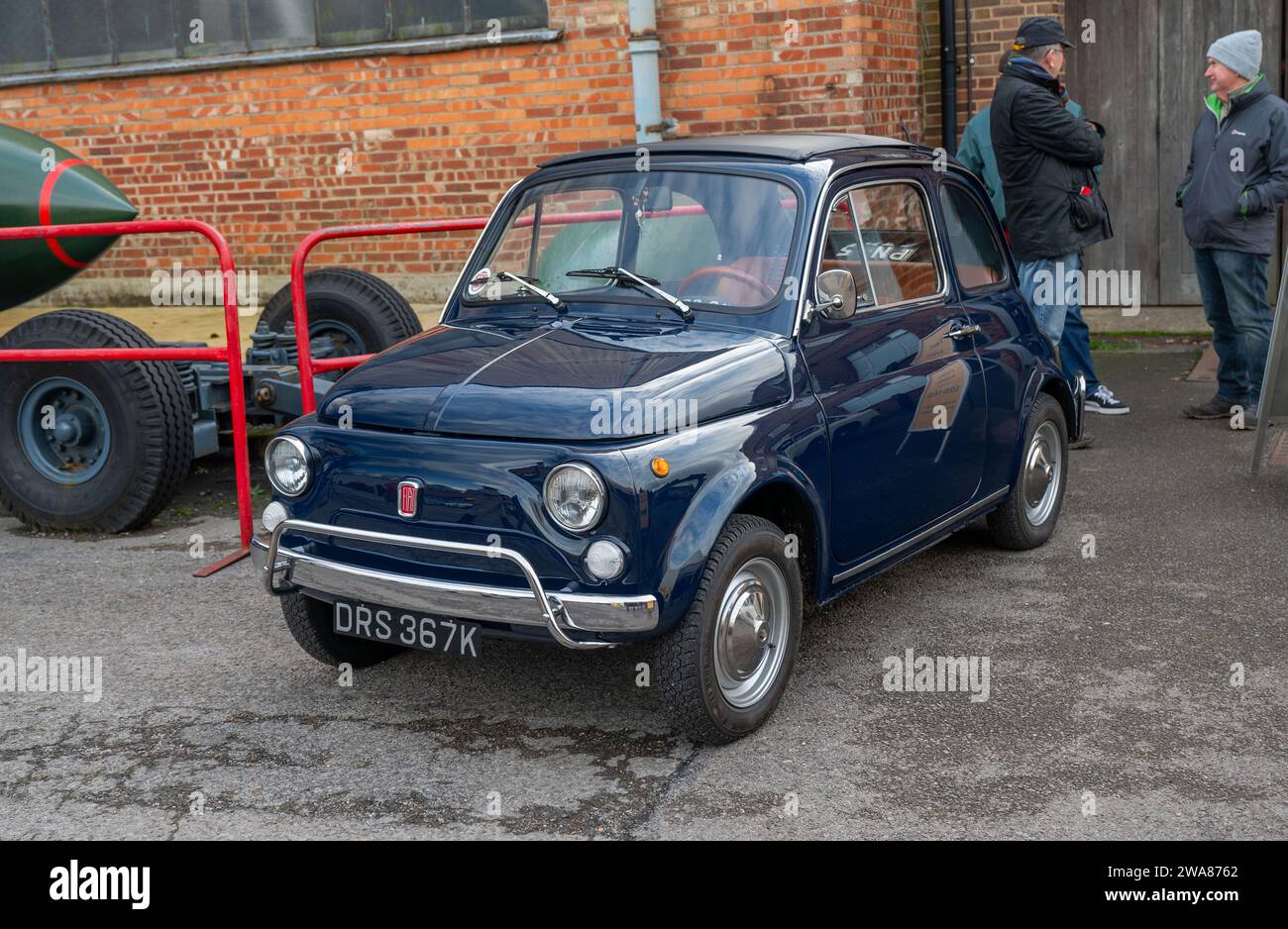 Oldtimer Fiat 500 am Neujahrstag in Brooklands Stockfoto