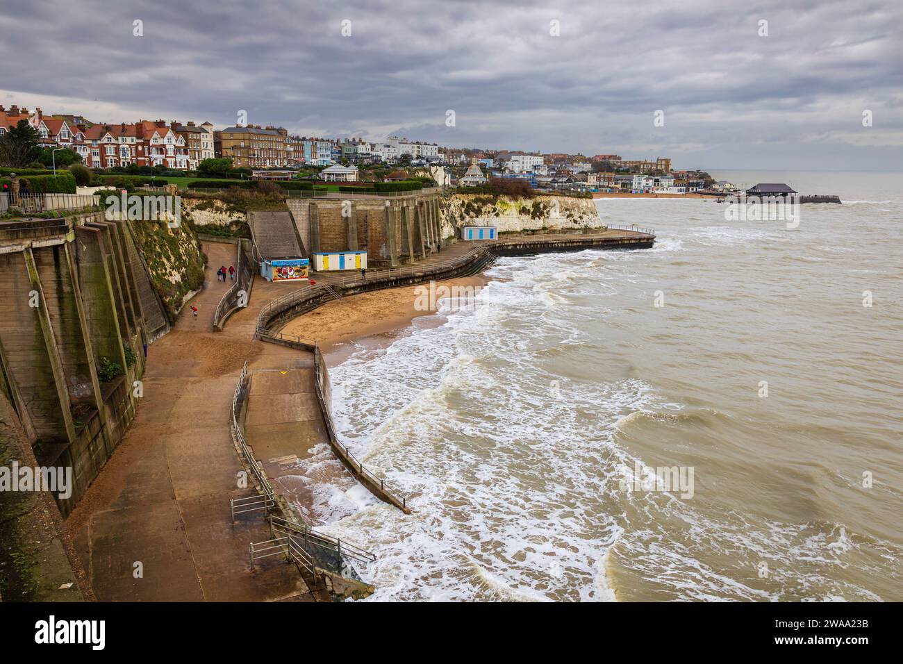 Blick auf Broadstairs und Viking Bay während des Sturms Gerrit an der Nordostküste von Kent Südosten Englands Großbritannien Stockfoto