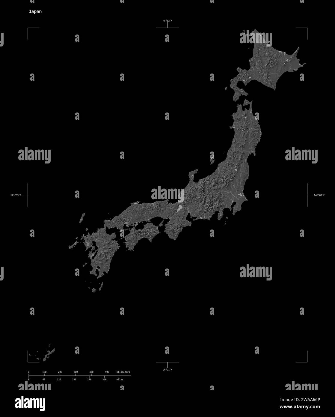 Form einer Bilevel-Höhenkarte mit Seen und Flüssen des Japans, mit Entfernungsskala und Kartengrenzkoordinaten, isoliert auf Schwarz Stockfoto