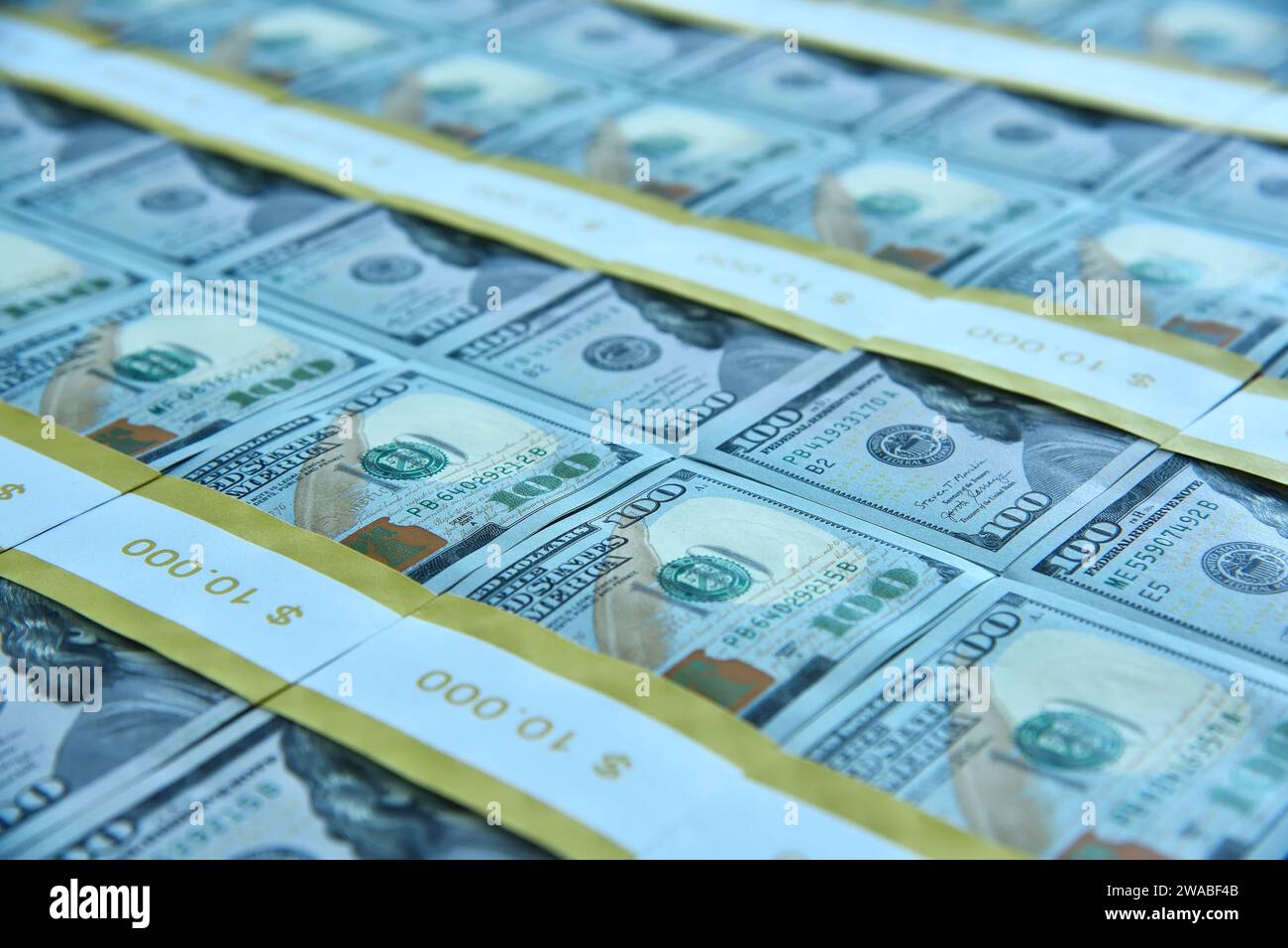Bundles von US-Dollar-Banknoten Hintergrund. Geschäfts-, Finanz- und Wirtschaftskonzept. Nahaufnahme Stockfoto