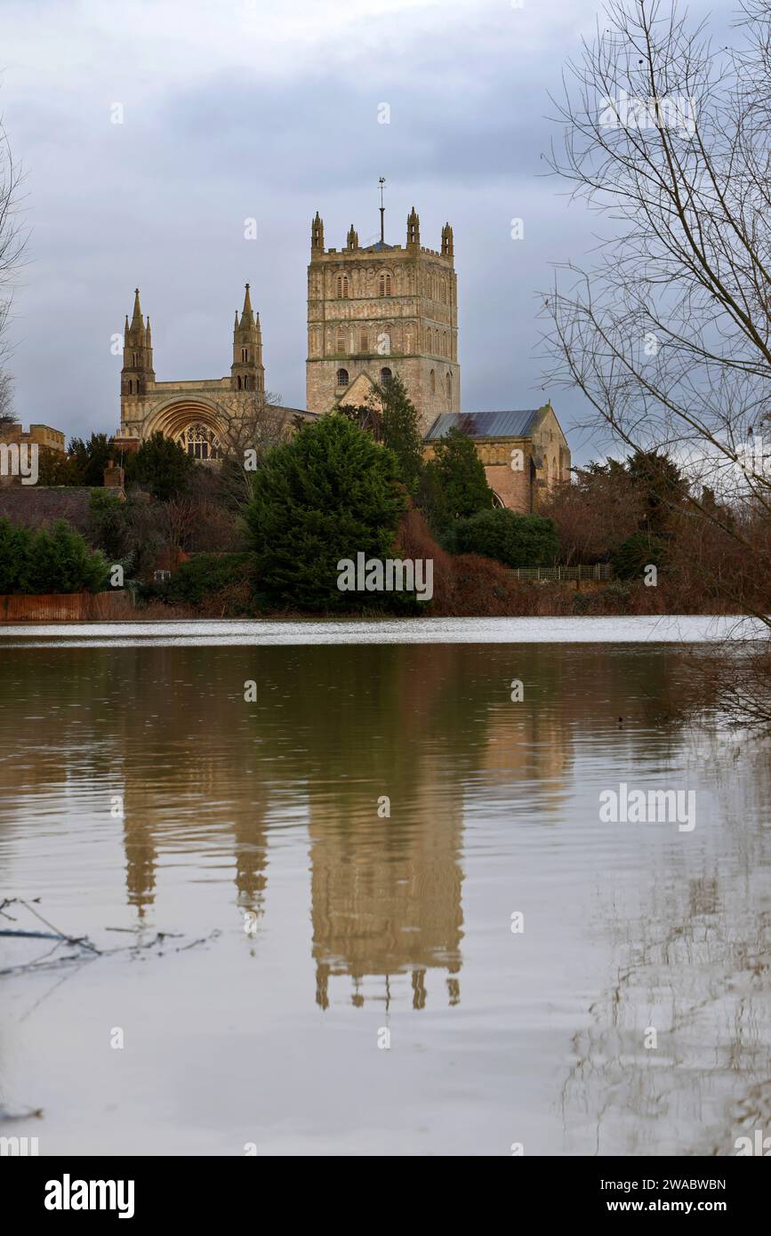 In der Umgebung von Tewkesbury, Gloucestershire, Vereinigtes Königreich, treten regelmäßig jahreszeitliche Überschwemmungen auf, die aber in jüngster Zeit häufiger auftreten. Foto von Andrew Higgins/Thousand Word Media Stockfoto