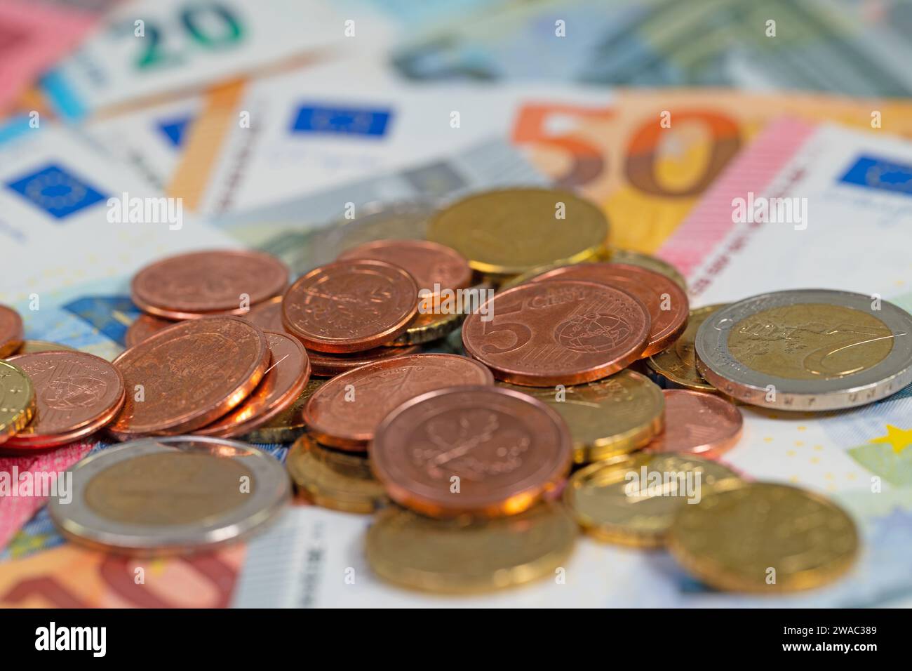 Euro-Münzen in Nahaufnahme Stockfoto