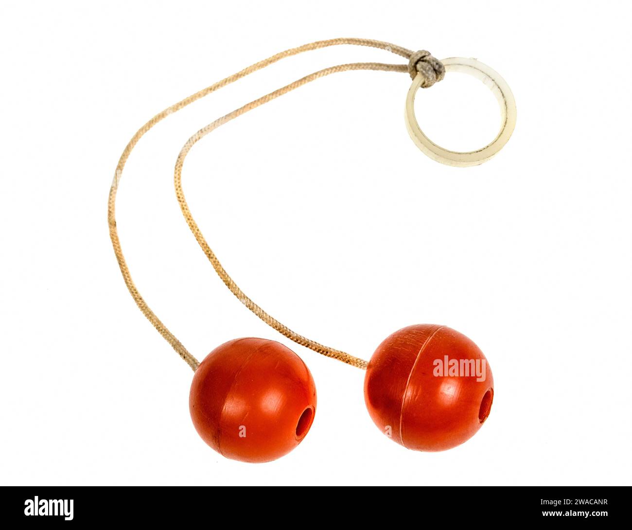 Clackers, ein Spielzeug aus den 1970er Jahren aus Acrylplastikkugeln Stockfoto