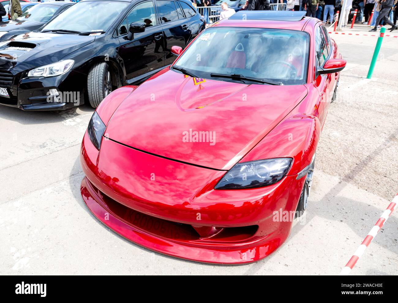 Samara, Russland - 14. Mai 2023: Mazda RX-8 Fahrzeug auf einer lokalen Automesse Stockfoto
