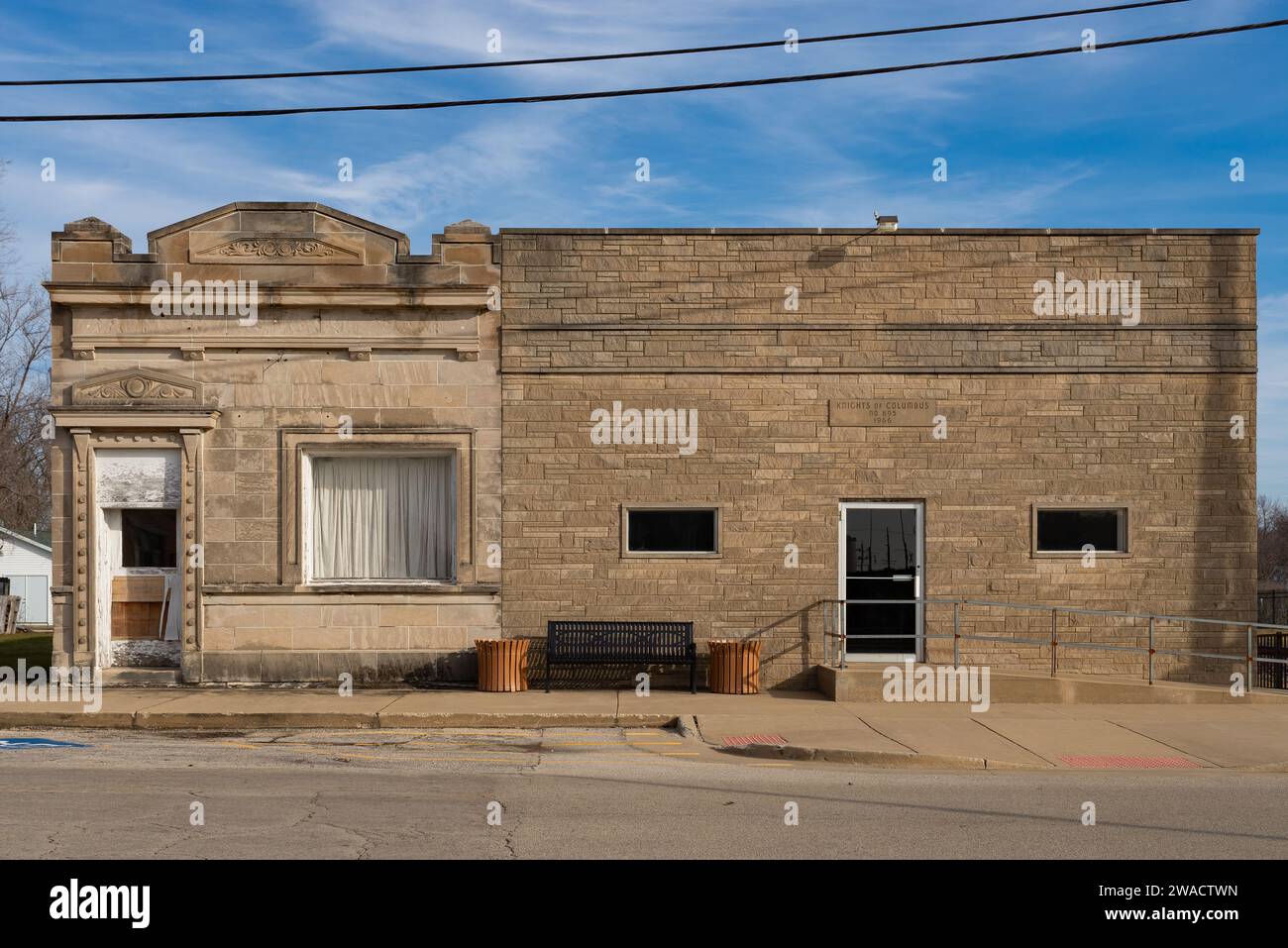 Außenansicht des Innenstadtgebäudes in Odell, Illinois, USA. Stockfoto