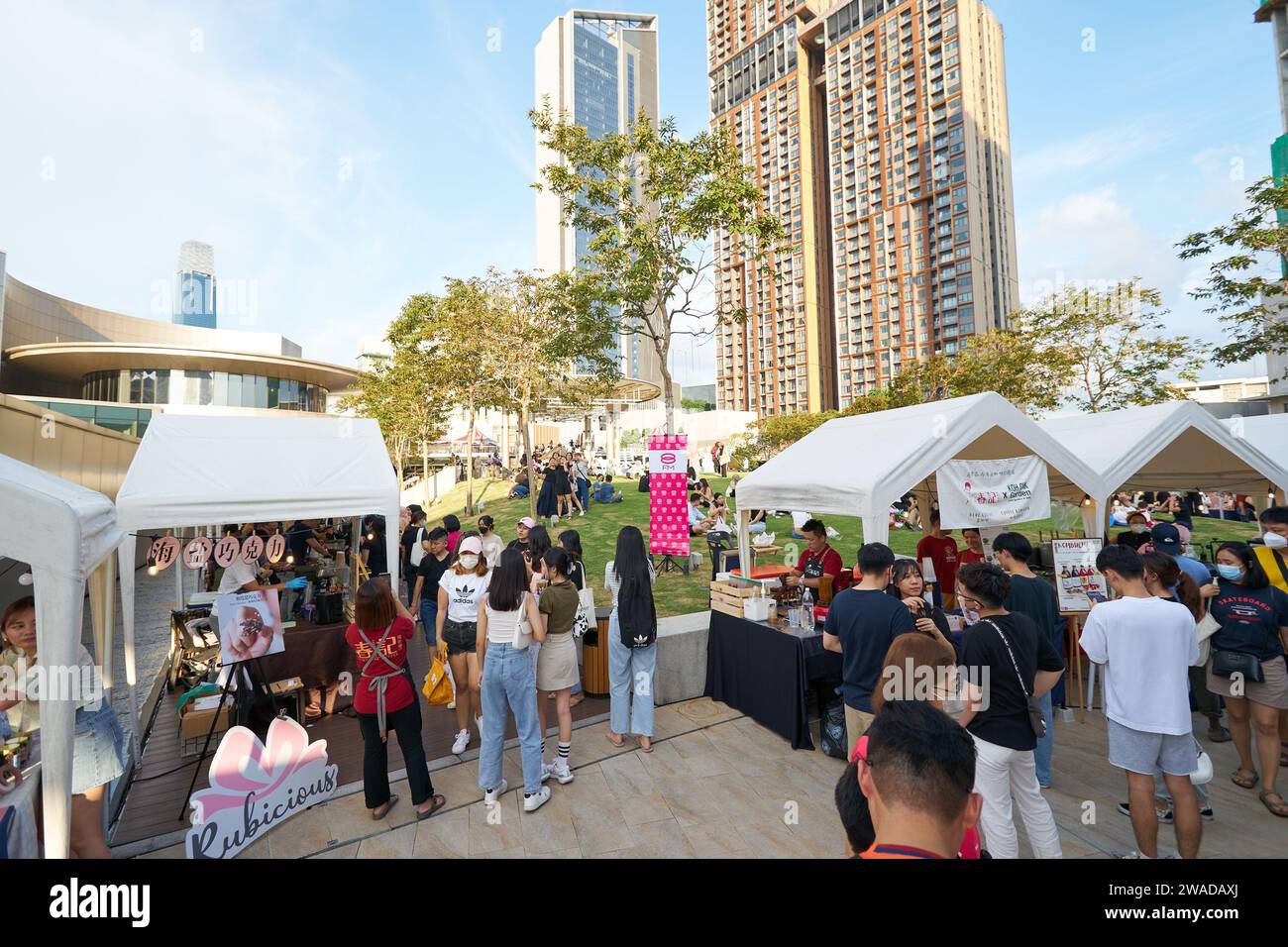 KUALA LUMPUR, MALAYSIA CA. MAI 2023 PopupMarkt im Central Rooftop