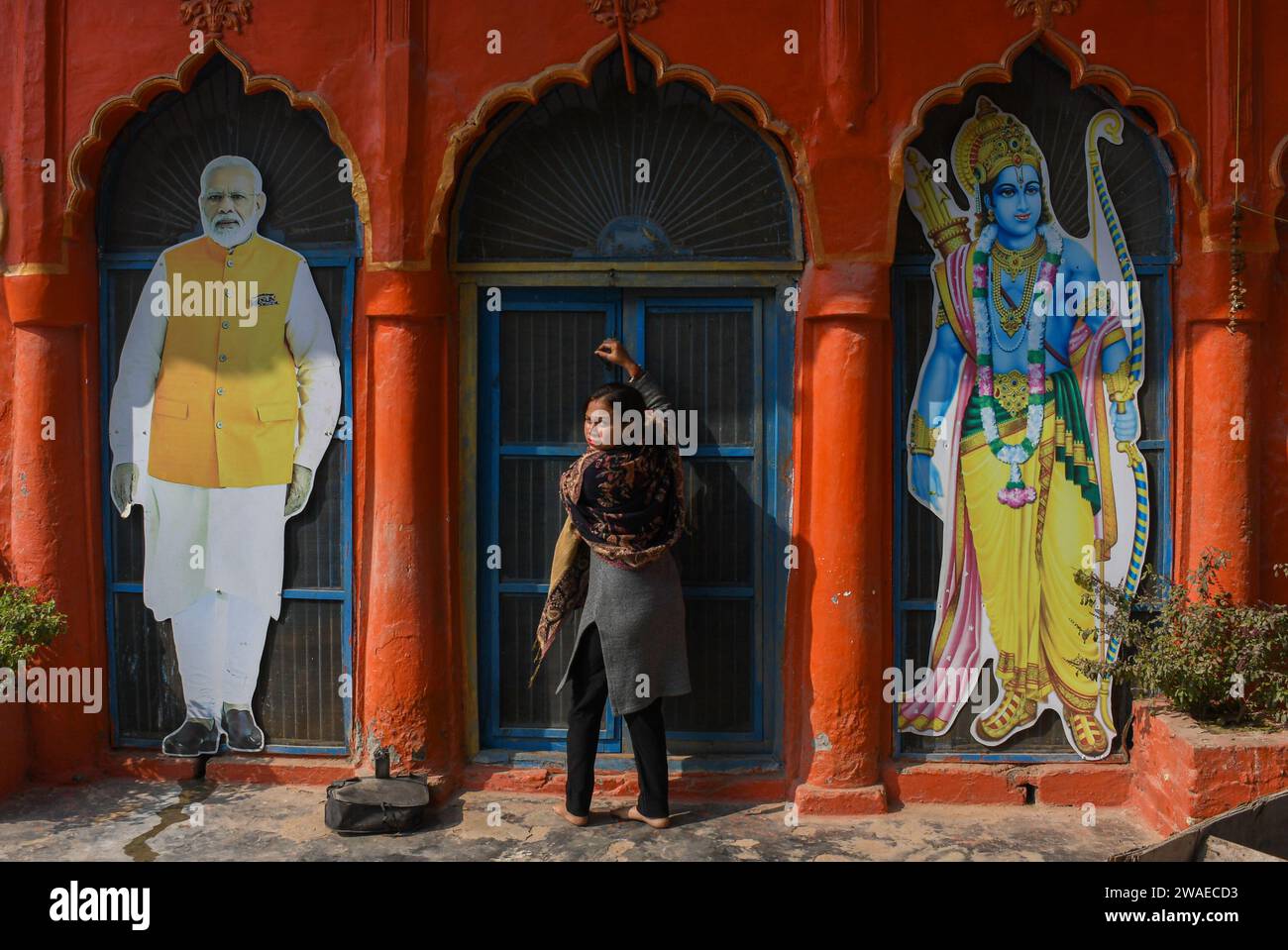 Ayodhya, Indien. Dezember 2023. Nilam Singh, eine Bewohnerin des RAM