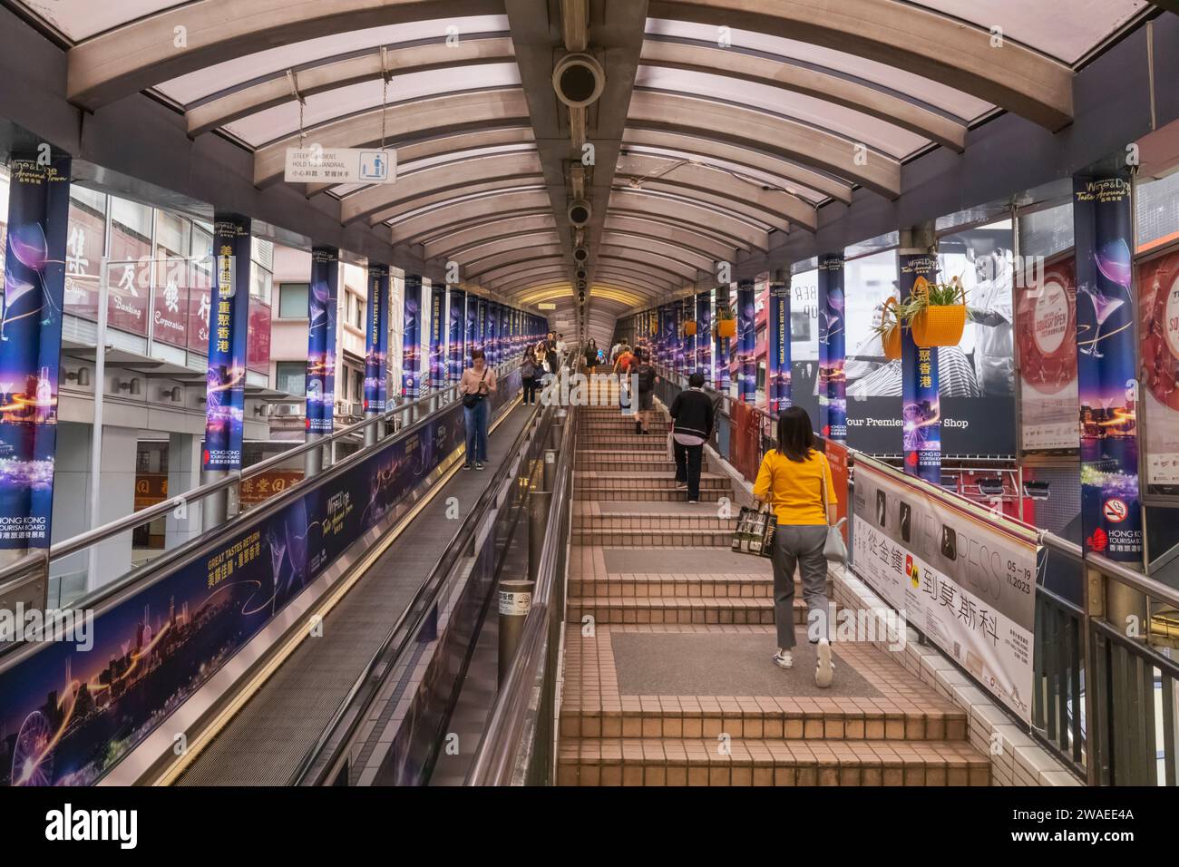 China, Hongkong, Hong Kong Island, Mittelstufen-Escalator, der längste überdachte Outdoor-Escalator der Welt Stockfoto