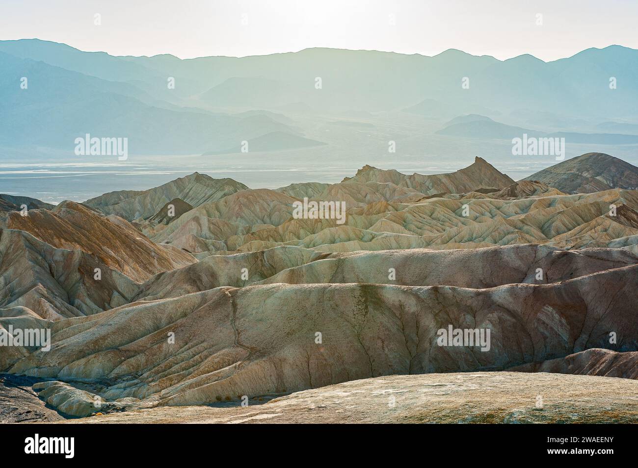 Der Death Valley National Park im Inyo County in der Mojave-Wüste, Kalifornien, ist mit einer Temperatur von 56,7 °C im Jahr 1913 der heißeste Ort der Erde. Stockfoto