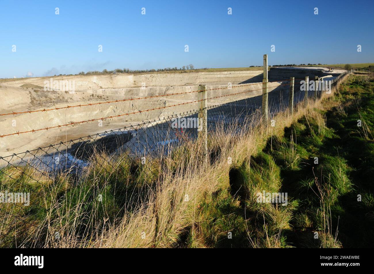 Beggars Knoll Kreidebruch, der Westbury Zementwerke versorgte, bis die Produktion 2009 eingestellt wurde. Stockfoto