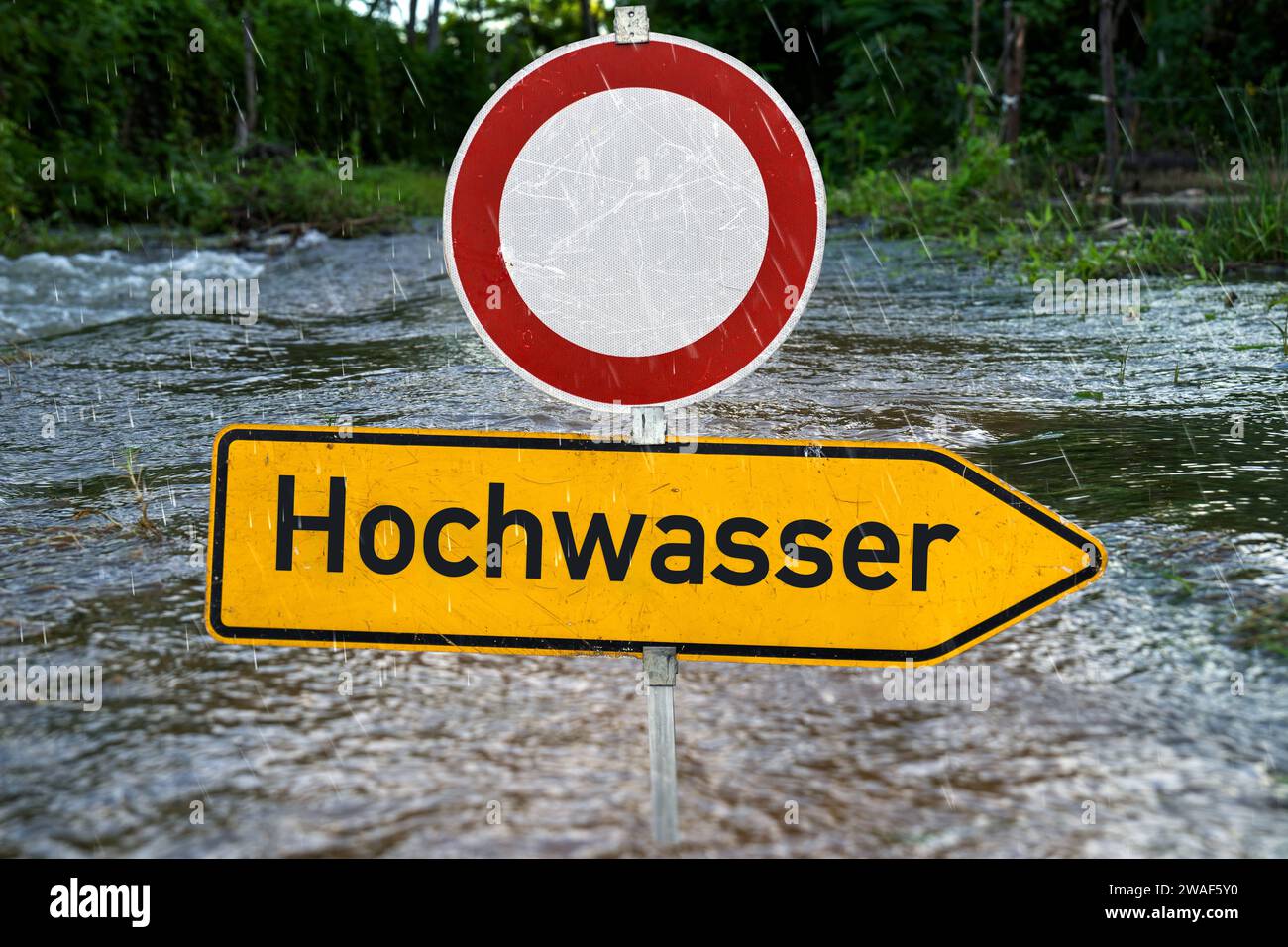 4. Januar 2024 Hochwasser Symbolbild, Umleitungsschild mit der