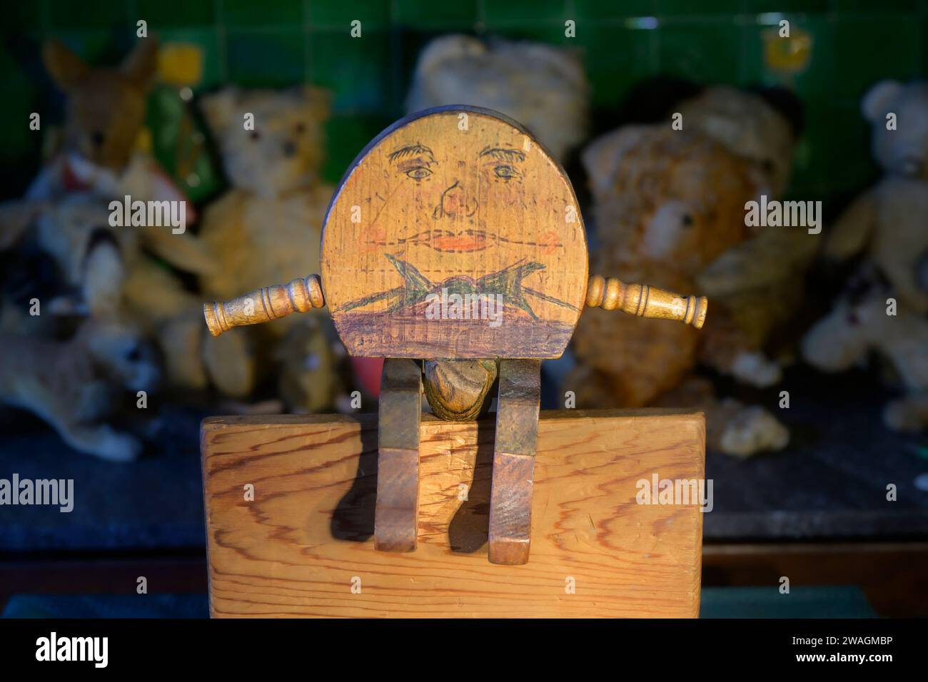 Ein einmaliges Vintage-Spielzeug aus Holz mit kleinem Dumpty-Dumpty-Dumpty Stockfoto