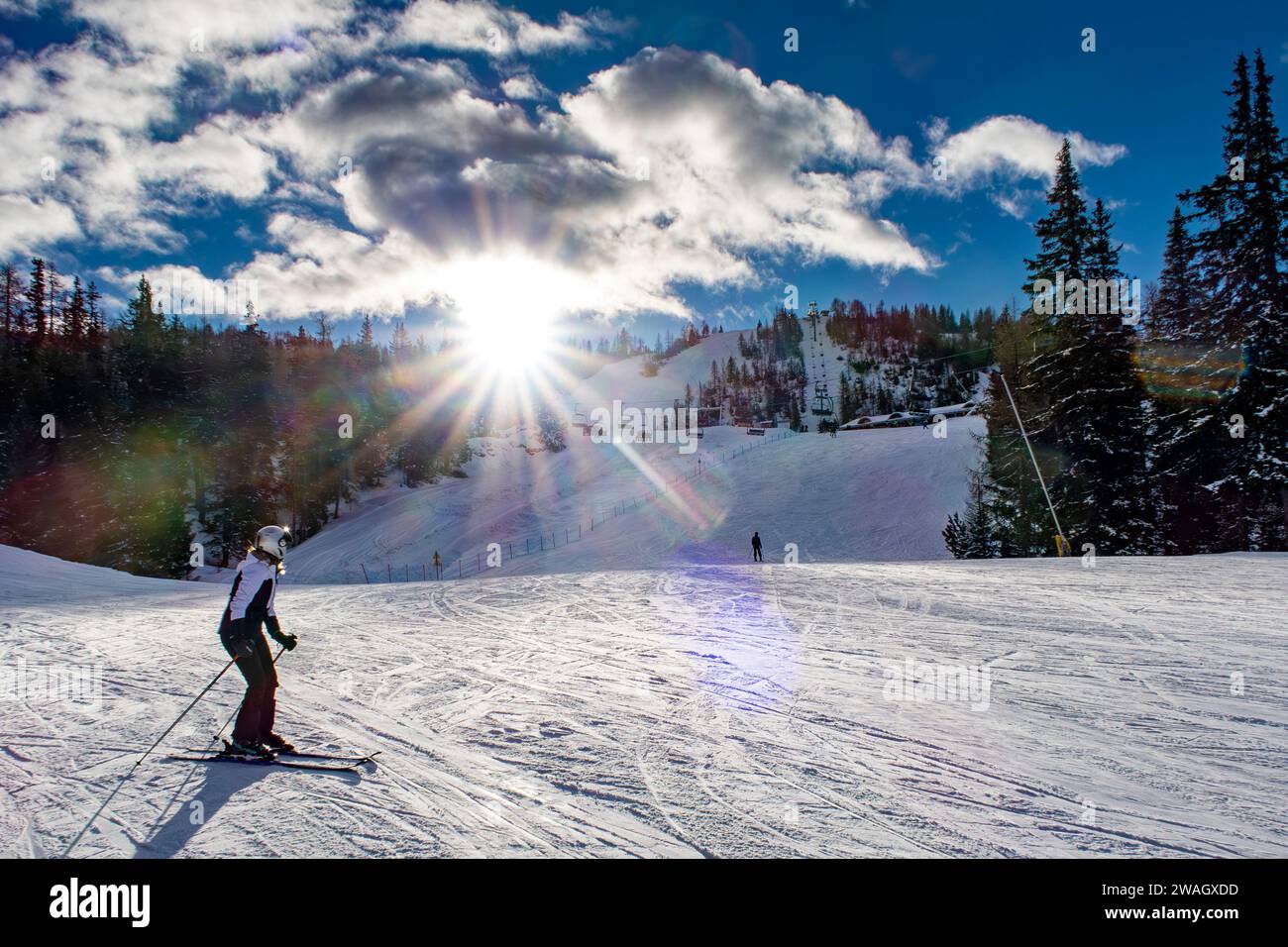 Skipisten im Skigebiet Valmalenco Stockfoto