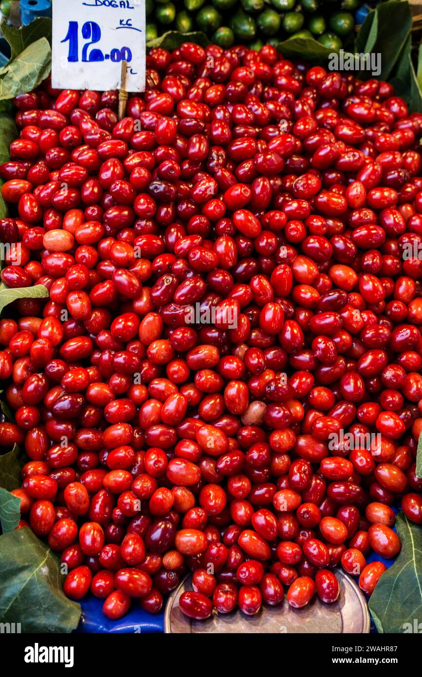 Rote cranberry auf Verkauf in Türkischen Straße Basar Stockfoto