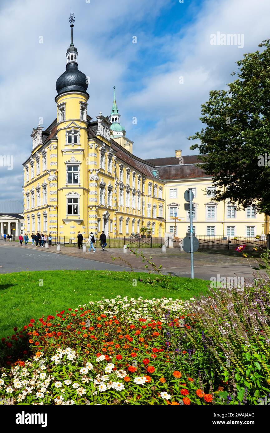 Blick auf das Staatliche Museum für Kunst und Kulturgeschichte in Oldenburg, Deutschland Stockfoto