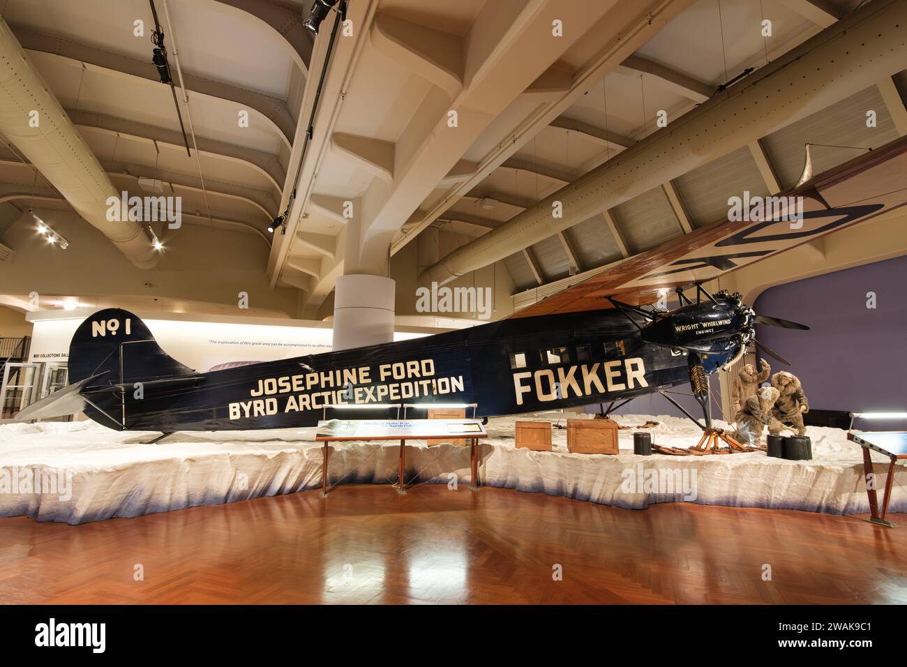 Der Josephine Ford, der 1925 von Floyd Bennett mit Richard Byrd über den Nordpol geflogene Fokker F.VII Tri-Motor im Henry Ford Museum Stockfoto