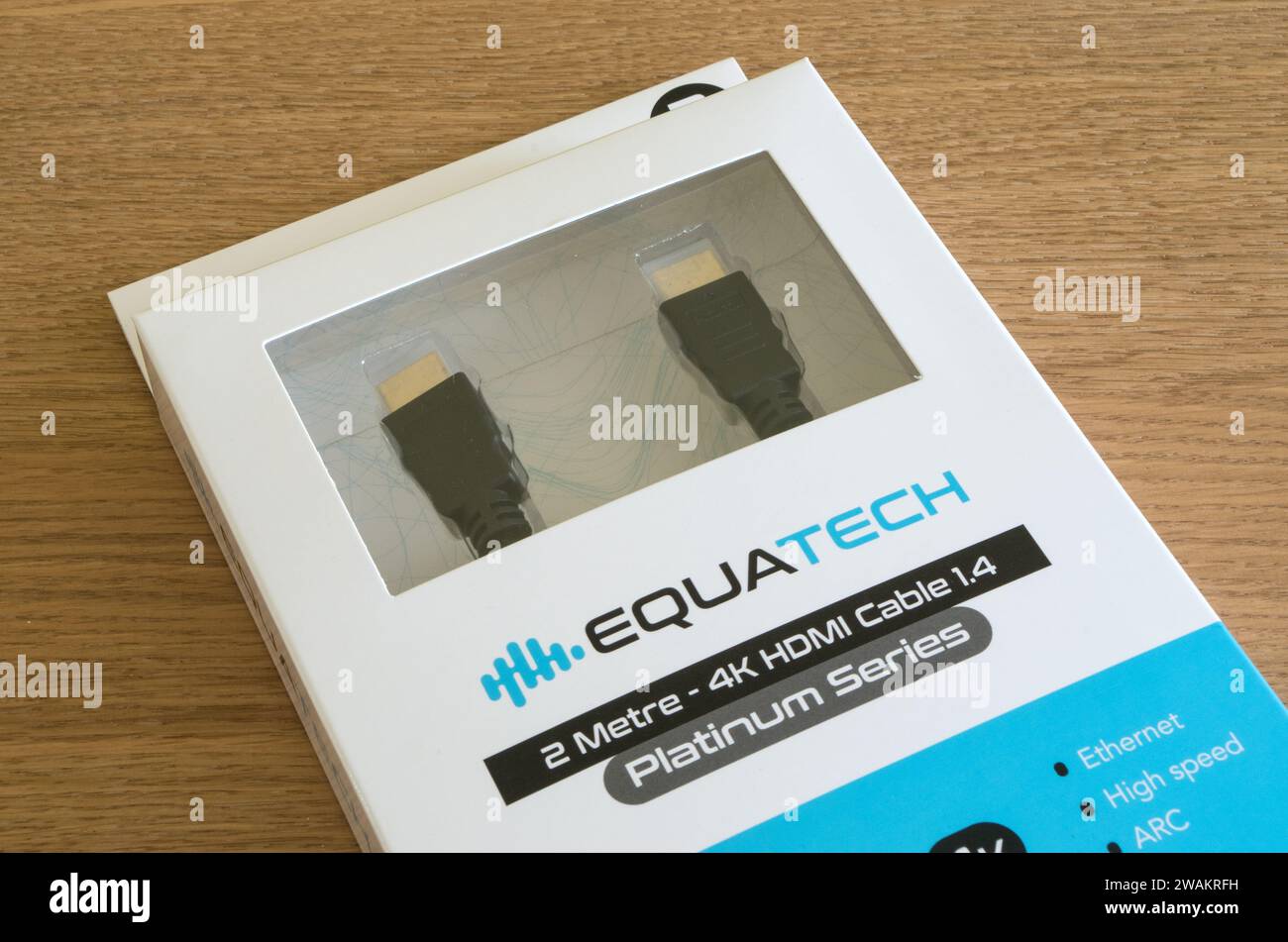 2 Meter langes HDMI-Kabel im Wert von $K Stockfoto