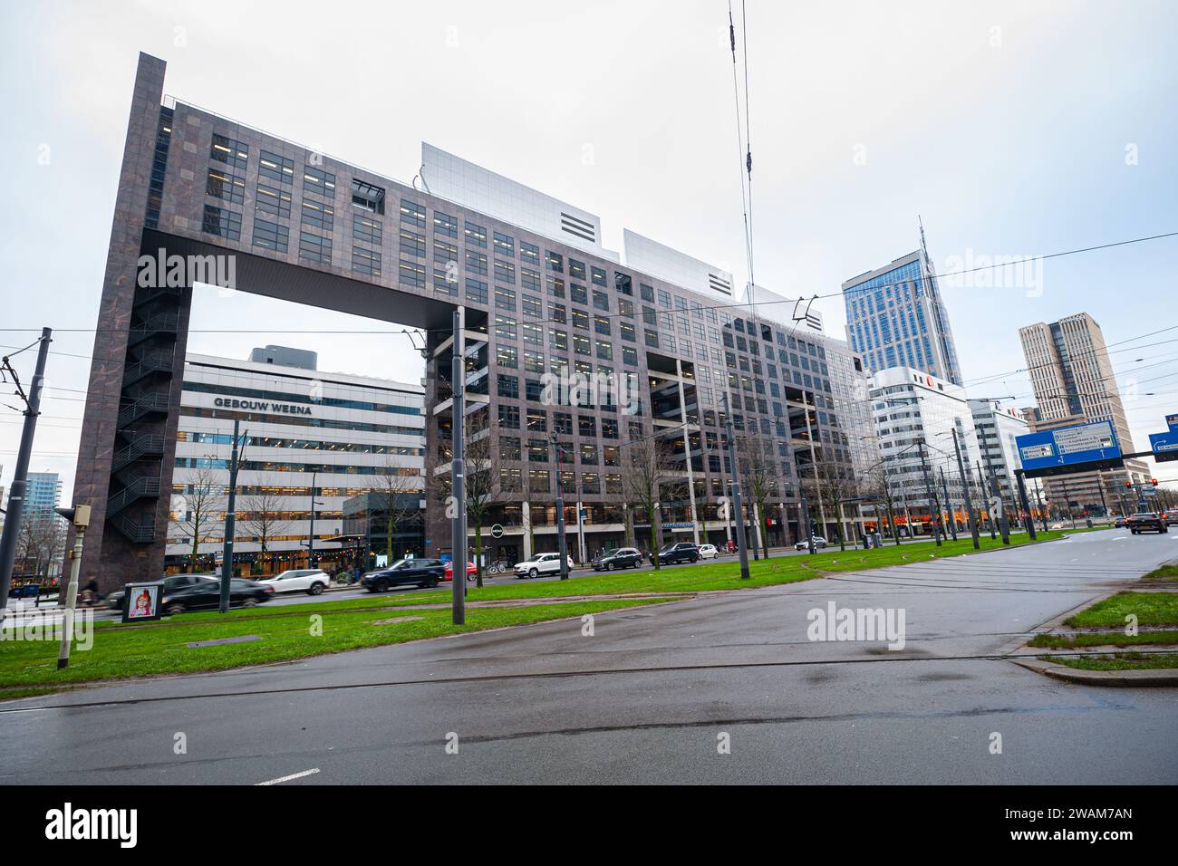 Hohe moderne Architektur im Zentrum von Rotterdam, Niederlande Stockfoto
