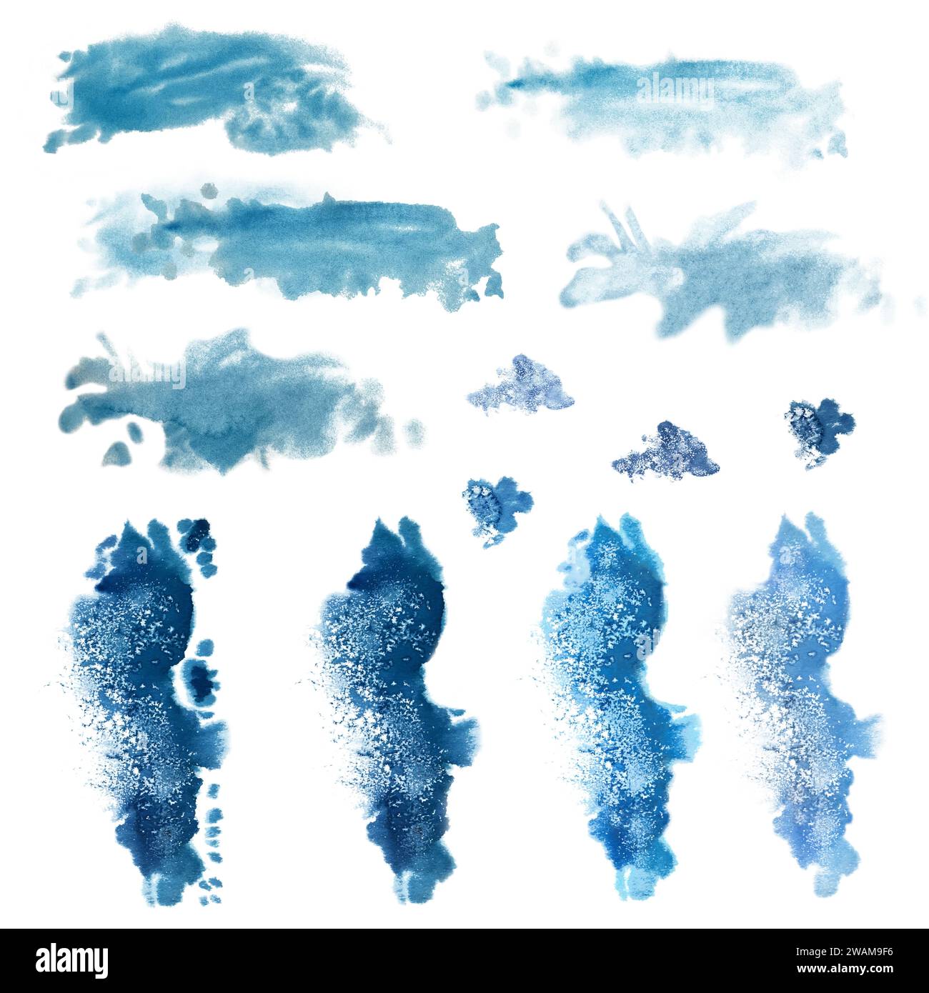 Aquarellblaue Flecken, Spritzer für das Bild des Meeres, Wellen, Himmel, Wolken, Nebel, Hintergrund, abstrakte Meereslandschaften mit Textur. Die Abbildungen sind isol Stockfoto