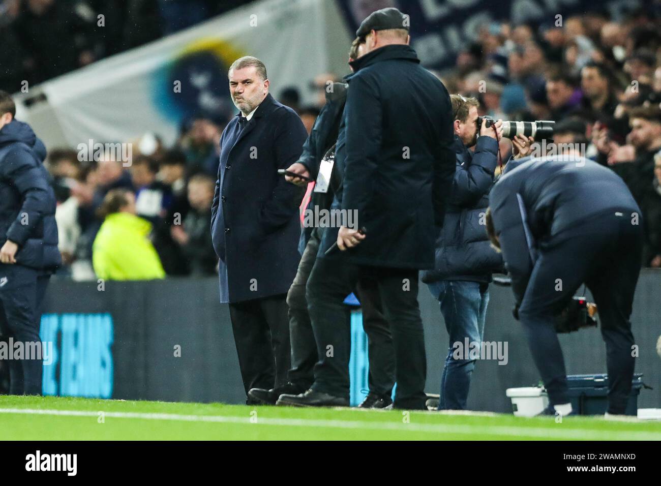 Tottenham Hotspur Manager Ange Postecoglou am 5. Januar 2024 beim Spiel Tottenham Hotspur FC gegen Burnley FC Emirates FA Cup im Tottenham Hotspur Stadium, London, England, Großbritannien Credit: Every Second Media/Alamy Live News Stockfoto