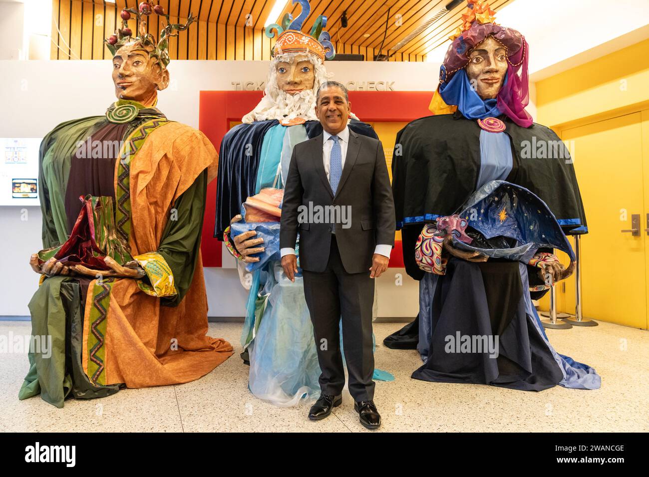 Der Kongressabgeordnete Adriano Espaillat nimmt am 5. Januar 2024 an der 47. Jährlichen Frühstücksfeier der drei Könige im El Museo del Barrio in New York Teil Stockfoto