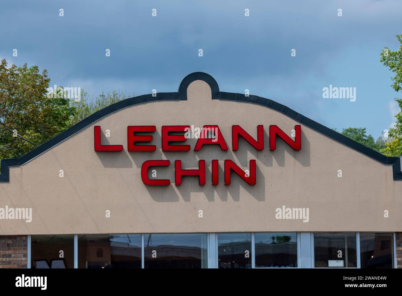 West St. Paul, Minnesota. Leeann Chin ist eine asiatische Schnellrestaurants-Kette. Die Kette bietet Hühnervorspeisen, Rindfleisch und Garnelen, zubereitet Stockfoto