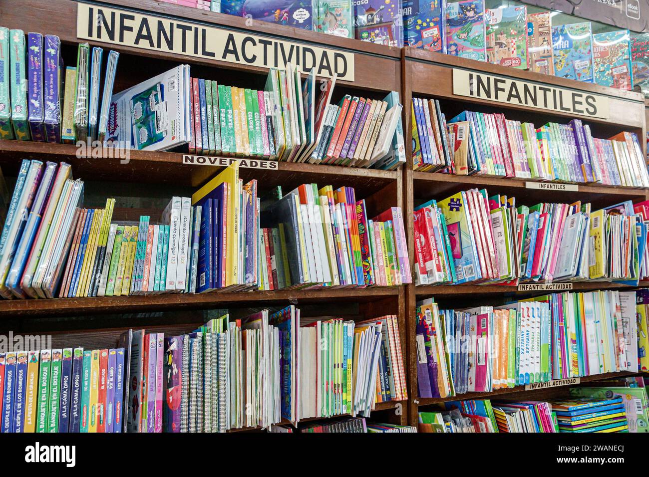 Merida Mexico, zentrales historisches Zentrum, Buchhandlung Bücher, Kinder Libreria Dante Olimpo, innen innen drinnen, Geschäft Business Shop Stockfoto