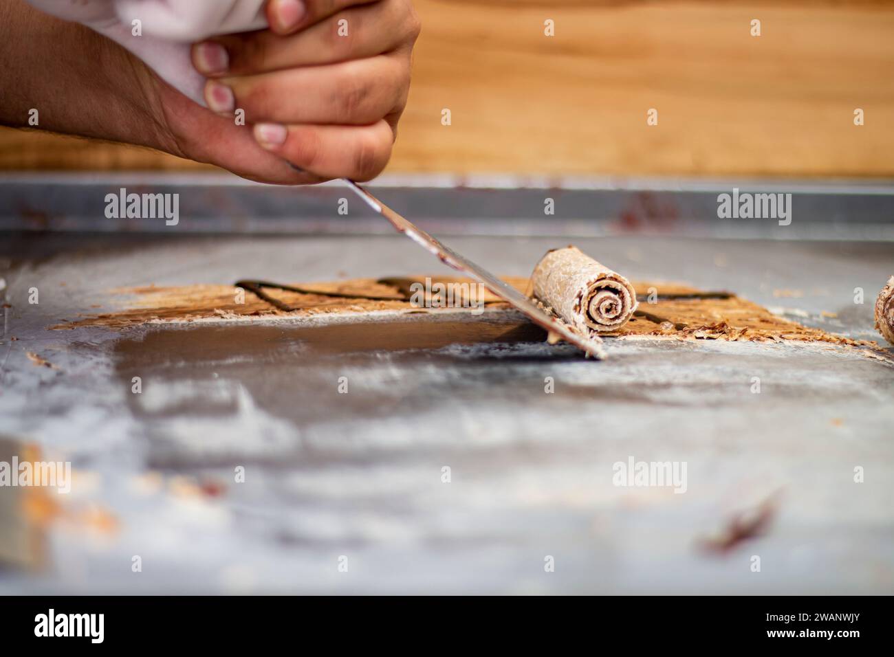 Acai mit Süßigkeiten und Schokolade, köstliches Dessert Stockfoto