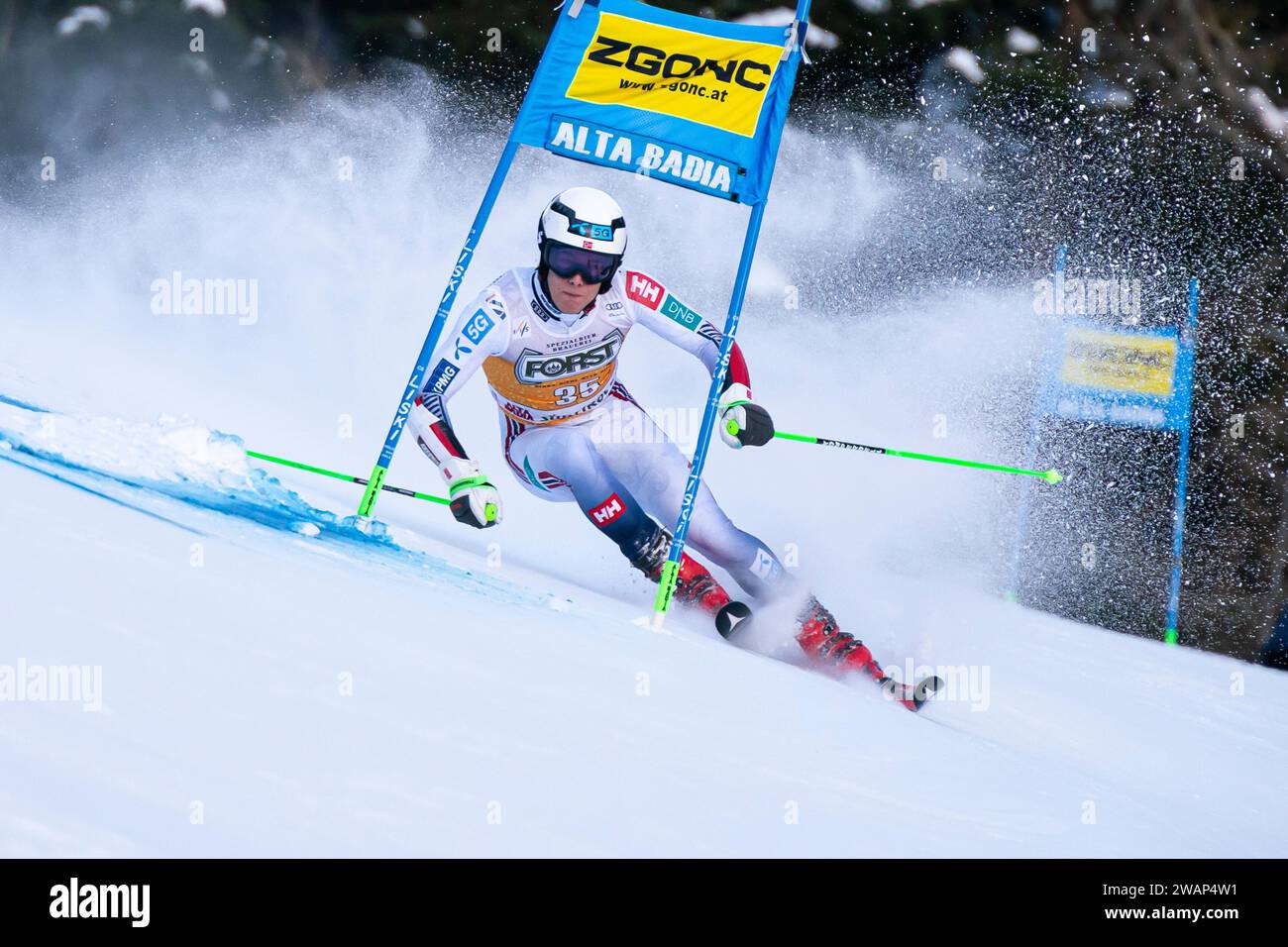 Alta Badia, Italien 17. Dezember 2023. MOELLER Fredrik (NOR) tritt beim Audi FIS Ski World Cup 2023-24 Herren Riesenslalom auf dem Gran RIS an Stockfoto