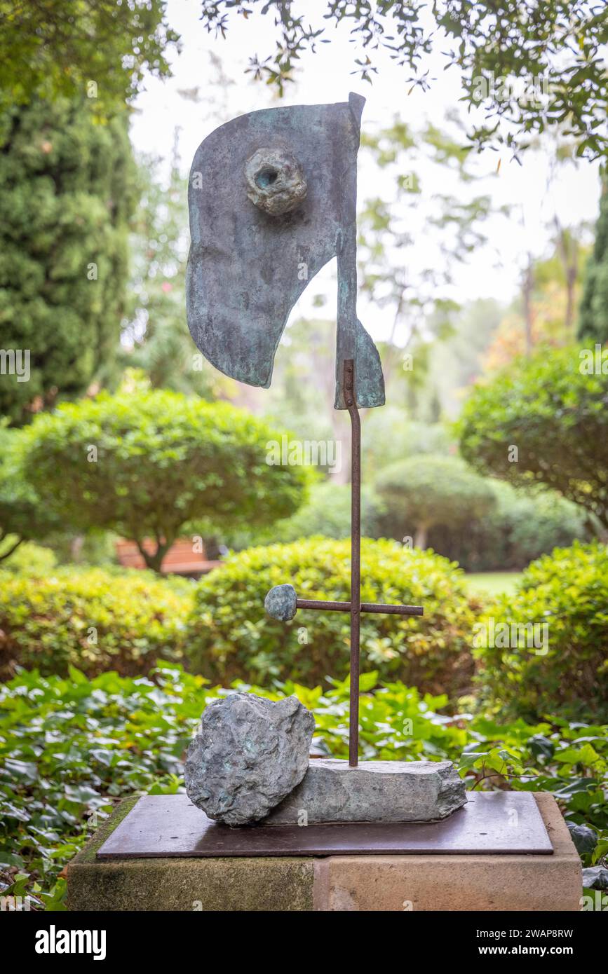 Bronzeskulptur Figur von Joan Miró, Garten im Marivent Palast, königliche Sommerresidenz, Palma, Mallorca, Spanien, Europa Stockfoto