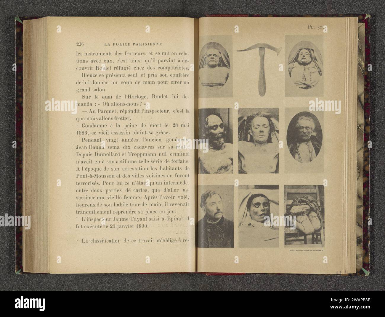 Sieben Leichen, eine Spitzhacke und ein Porträt eines unbekannten Mannes, um 1880 - in oder vor 1890 photomechanische Druckerei: Franceprinter: Paris Paper Collotype Criminals. Leichenfachärzte. Tod als (verrottete) Leiche Stockfoto