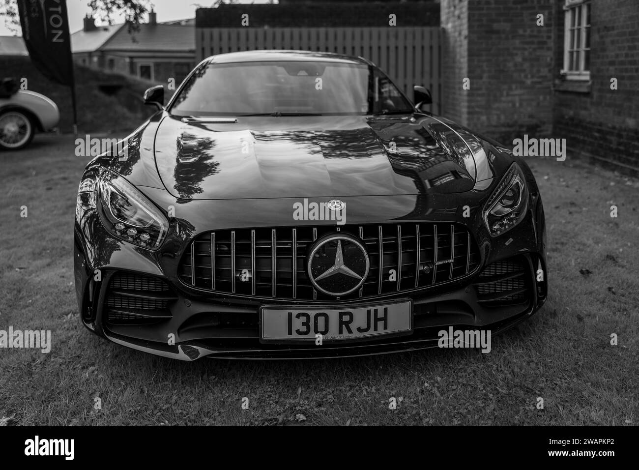 2018 Mercedes-AMG GT R, ausgestellt auf dem Bicester Heritage Scramble am 8. Oktober 2023. Stockfoto