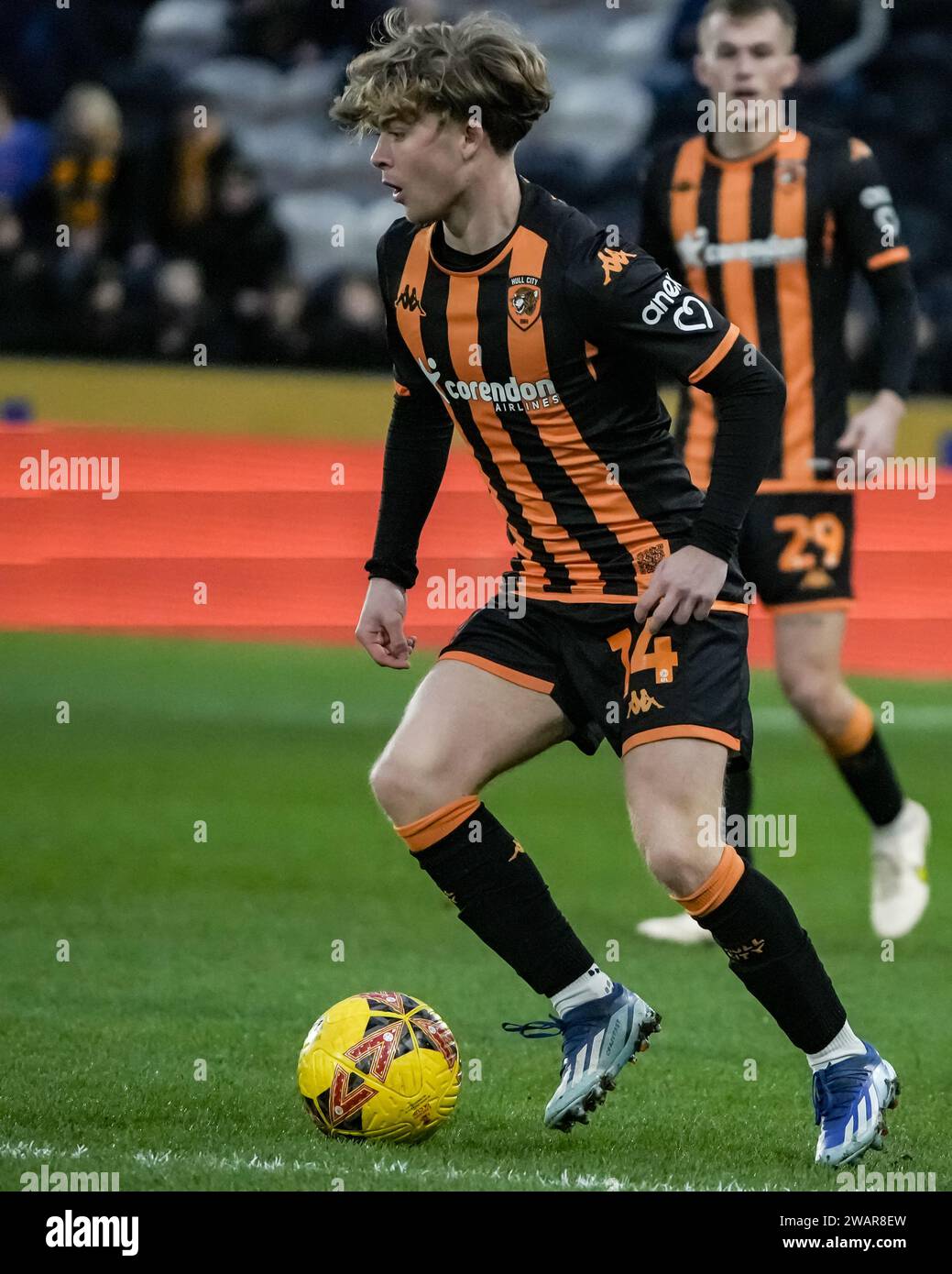 RUMPF, GROSSBRITANNIEN. Januar 2024. Emirates FA Cup: Hull City AFC gegen Birmingham City FC. Harry Vaughan aus Hull City am Ball. Paul Whitehurst/Alamy Live News Stockfoto