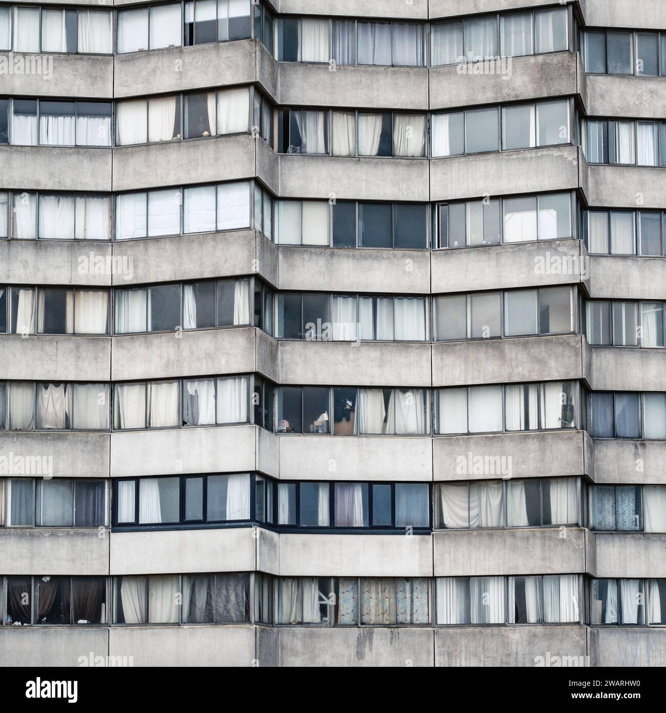 Fenster von Arlington House, Tower Block, Margate, Kent, Großbritannien. Stockfoto