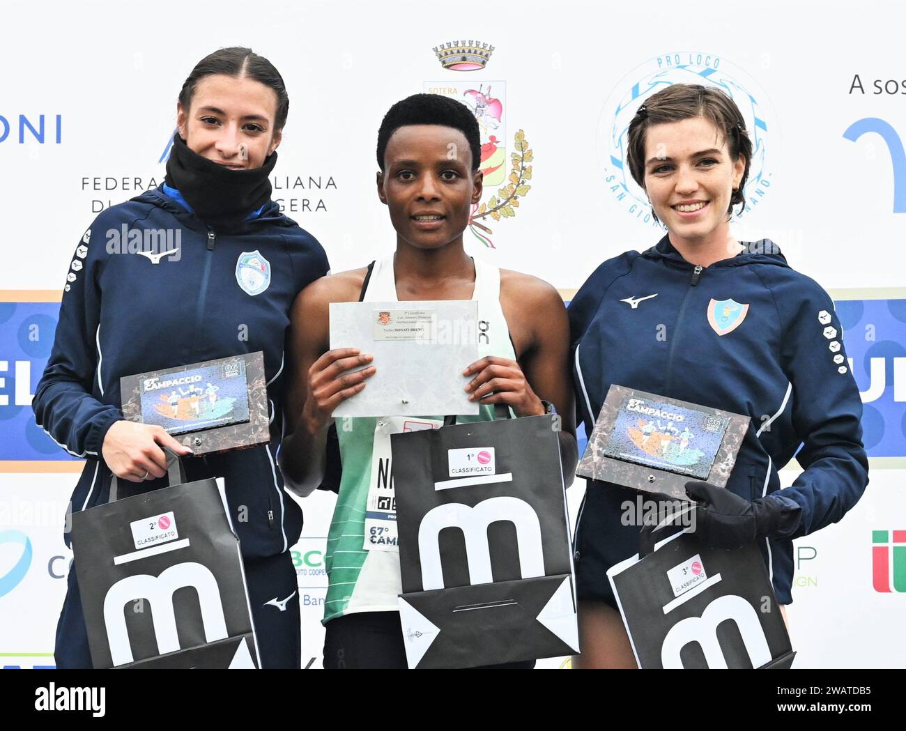 Mailand, Italien. Januar 2024. Mailand, Italien CAMPACCIO 2024 Cross