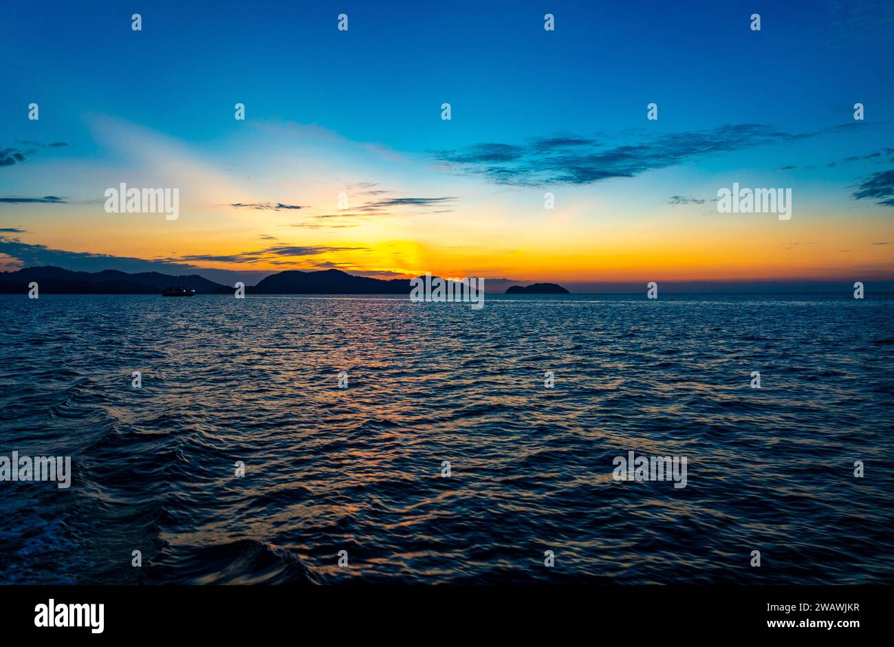 Thailand, Meere, Meereslandschaften, Sonnenuntergänge, Stockfoto