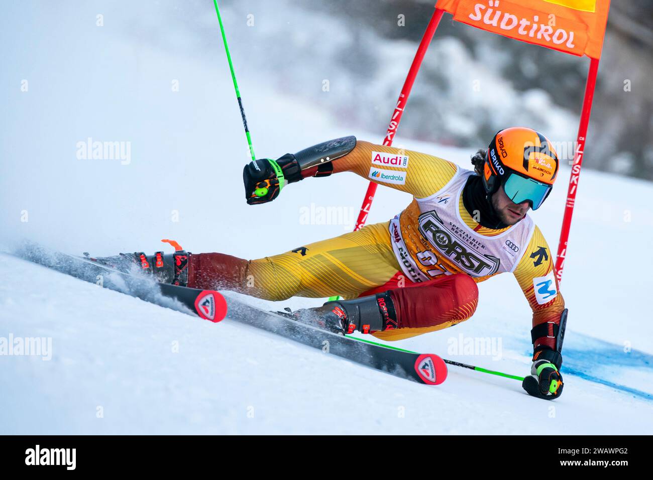 Alta Badia, Italien 17. Dezember 2023. ORTEGA Albert (ESP) tritt beim Audi FIS Ski World Cup 2023-24 Herren Riesenslalom auf der Gran Risa an Stockfoto